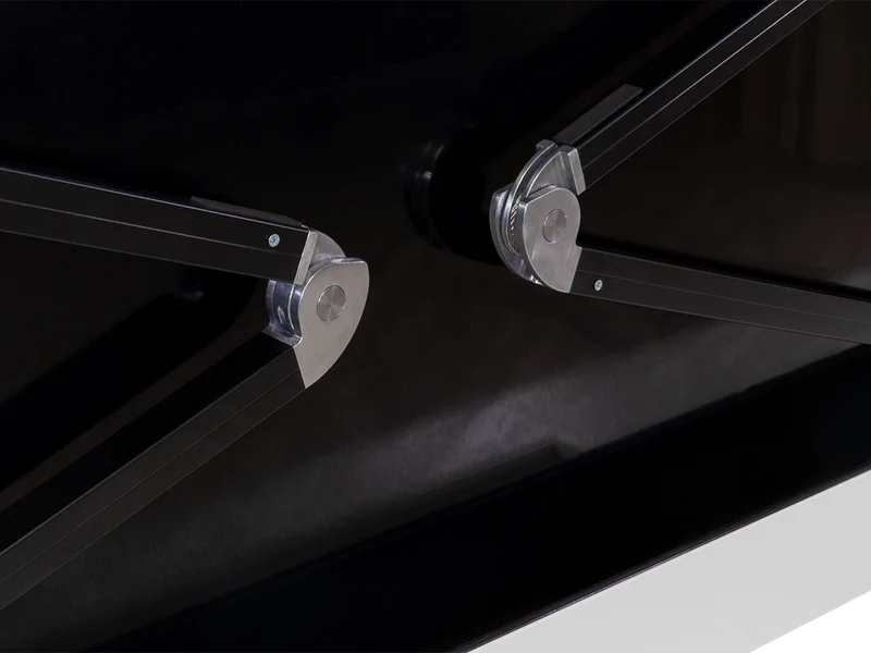 Kestrel – CLR – Écran de projection électrique à levage par le sol