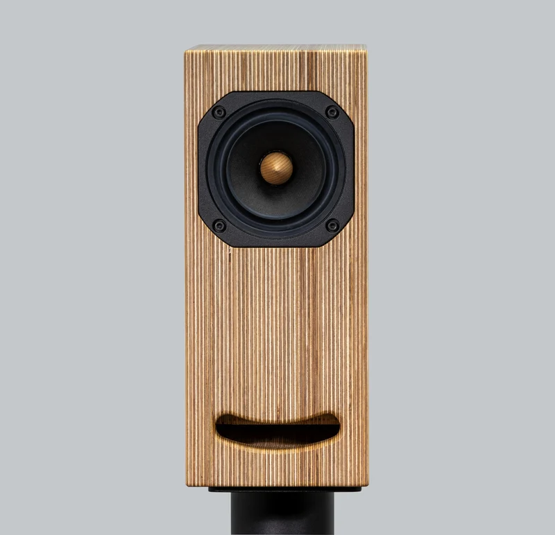 Audio Set Speakers Closer Acoustics OGY + Tube Amplifier Fezz Luna Mini