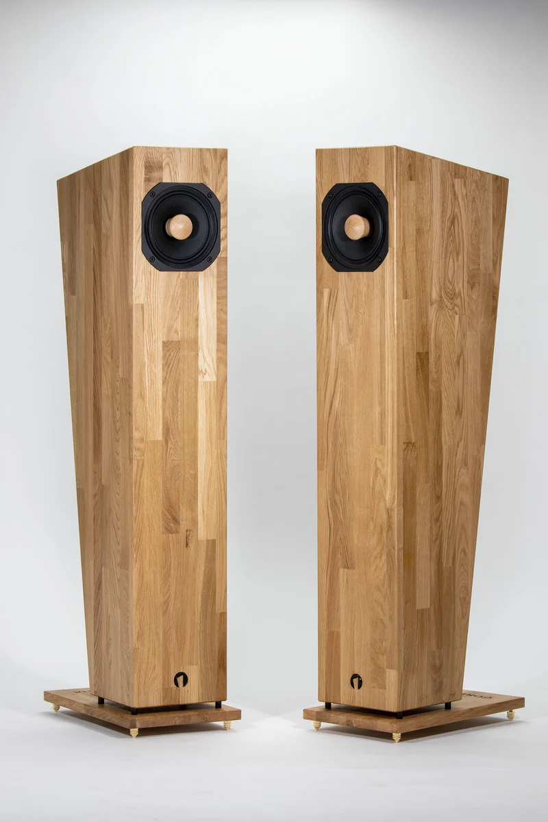 Closer Acoustics Forlane Loudspeakers Natural Oak
