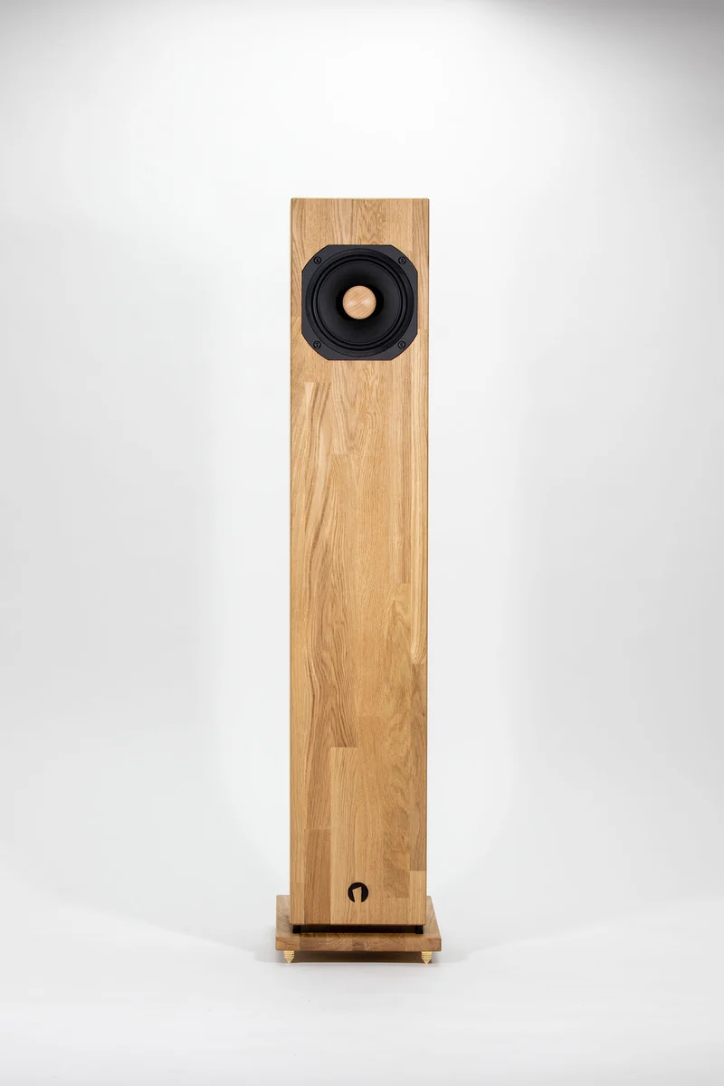 Closer Acoustics Forlane Loudspeakers Natural Oak