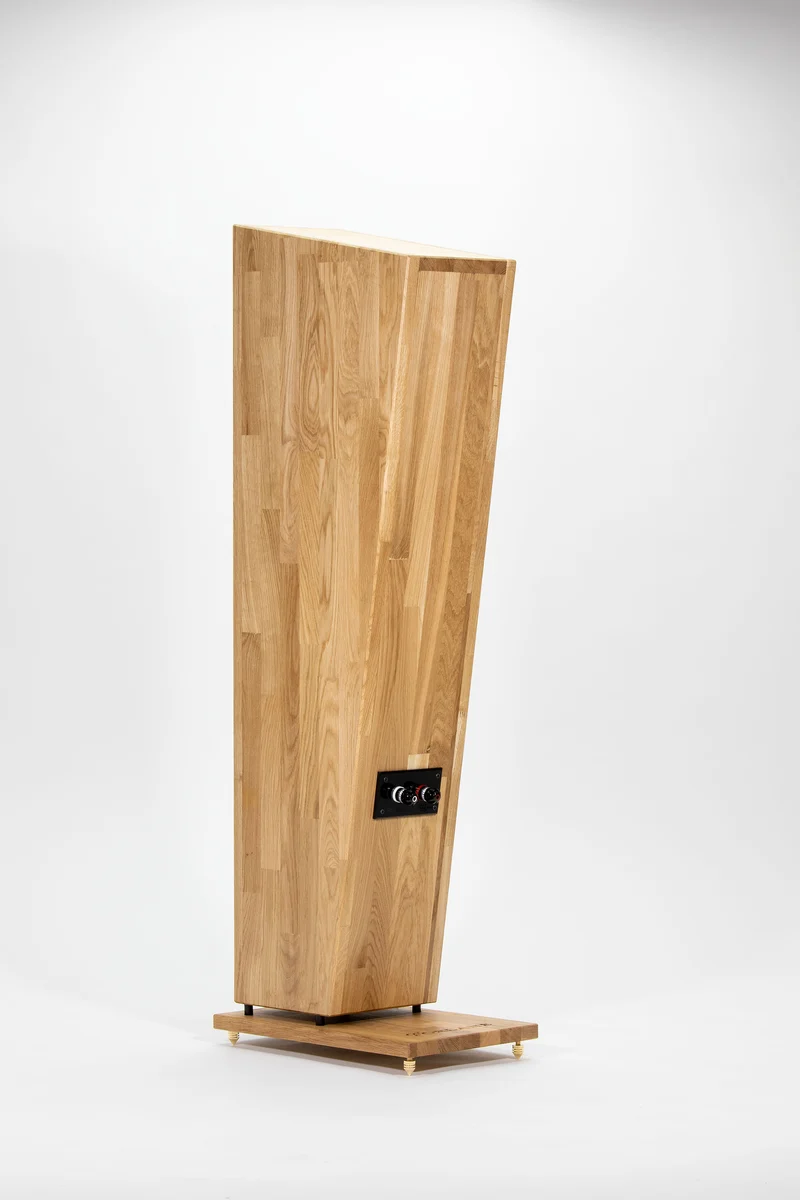 Closer Acoustics Forlane Loudspeakers Natural Oak