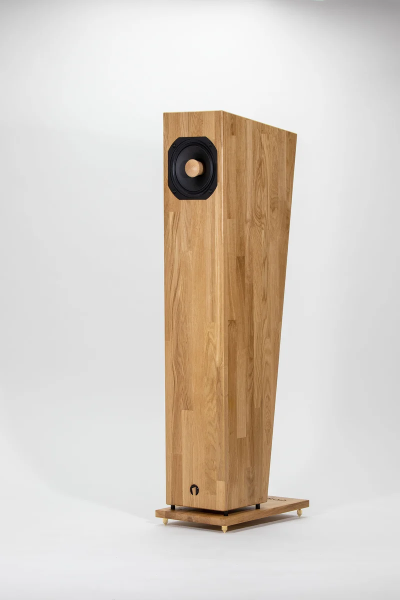 Closer Acoustics Forlane Loudspeakers Natural Oak