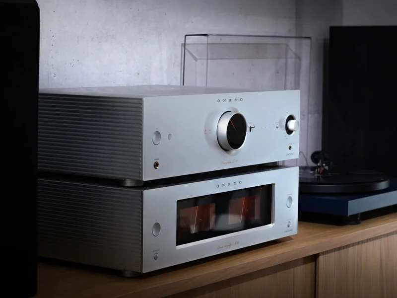 ONKYO ICON P-80 + ICON M-80 Silver