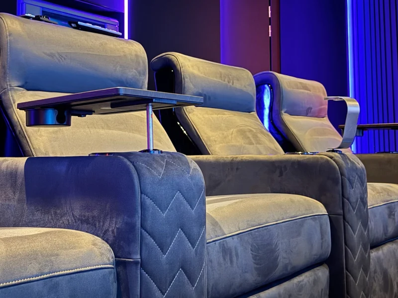 AV Concept Products - Mandalay / Fauteuil motorisé en Cuir (Finition lisse ou suede) - Triple motorisation