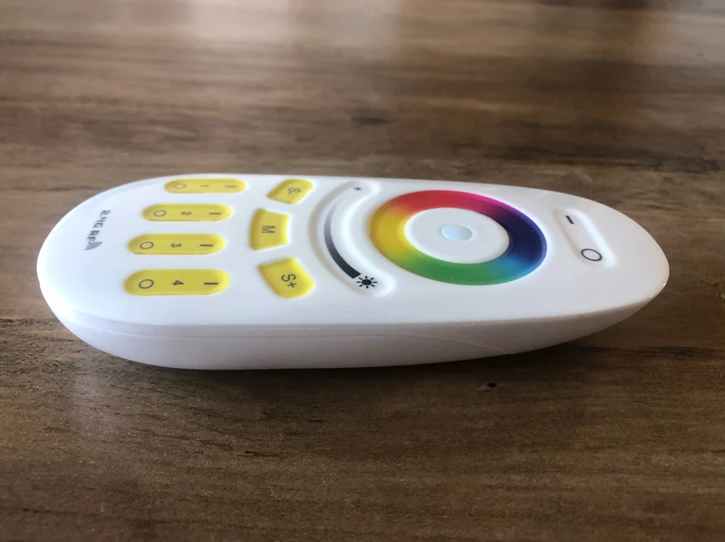 Télécommande NTFUT-REMOTE ACO RGBW 4 zones.