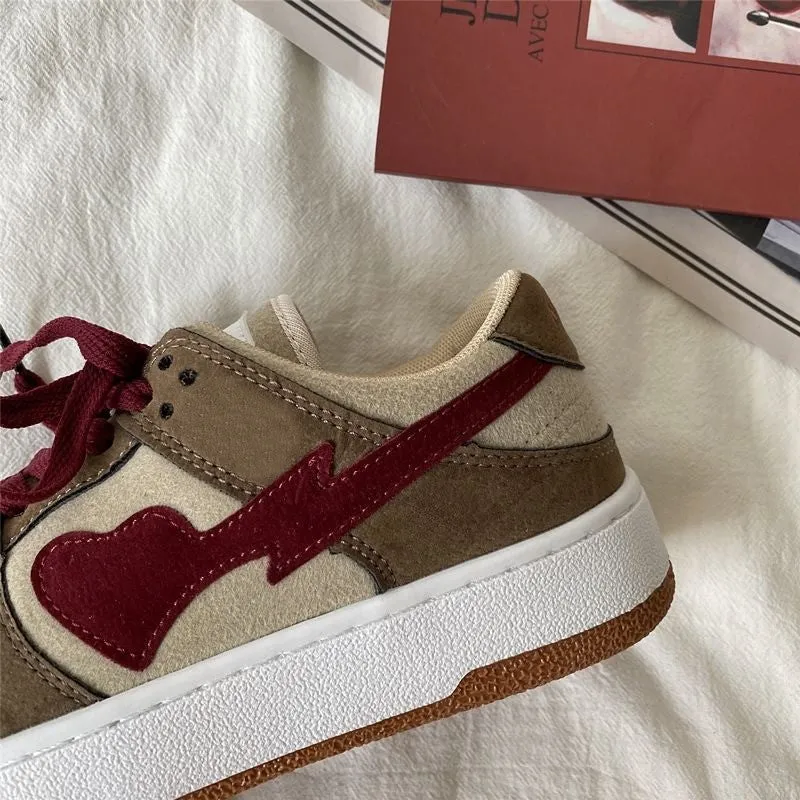 Heart Lighting Leather Casual Sneakers