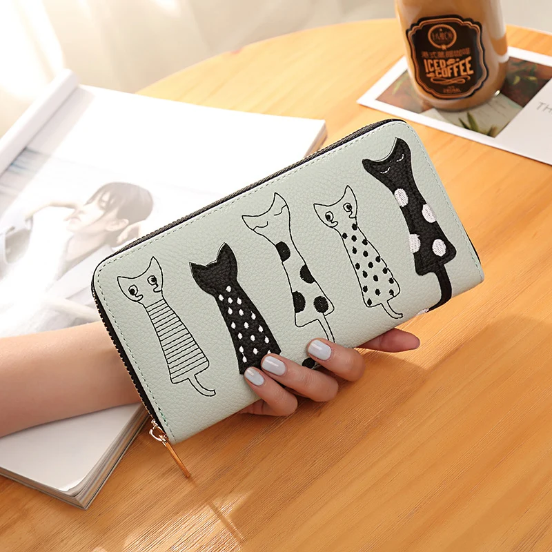 Embroidered zipper long wallet