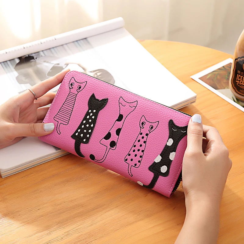 Embroidered zipper long wallet