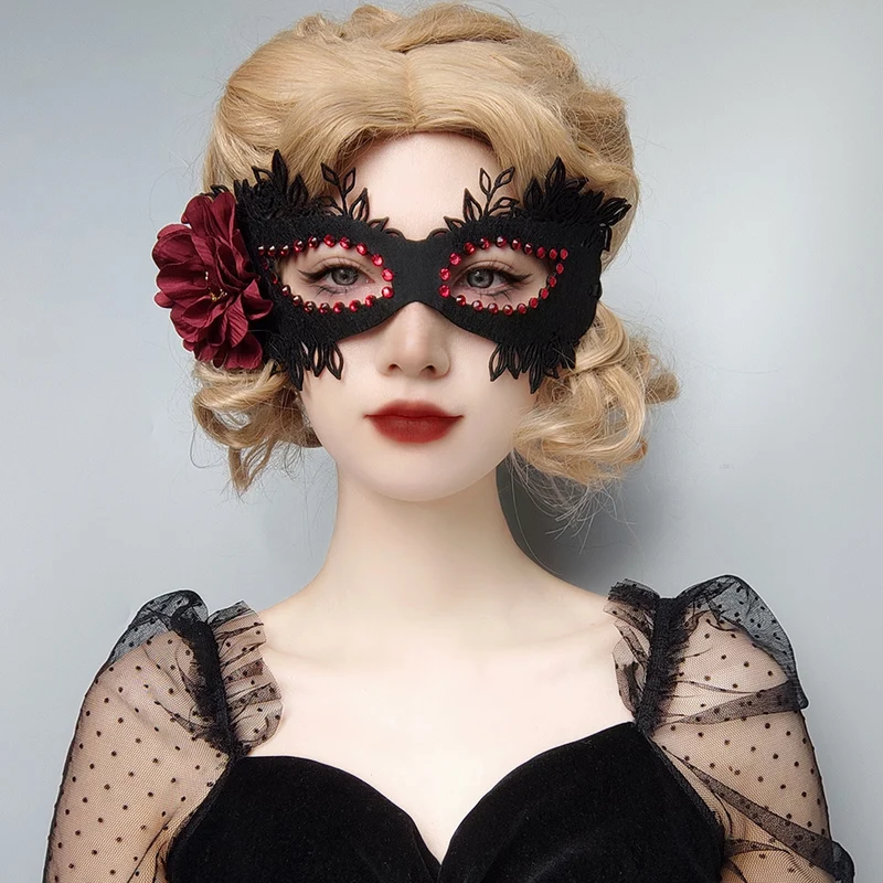 Halloween Game Masquerade Diamond Mask