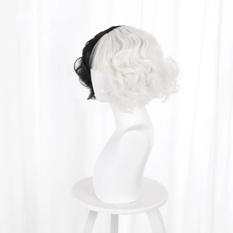 Black And White Witch Center Point Bangs Cos Short Curly Wig