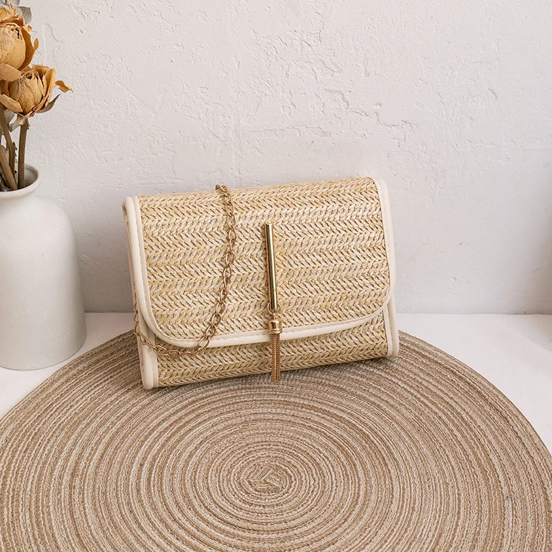 Straw Summer Handbag with Chain Strap