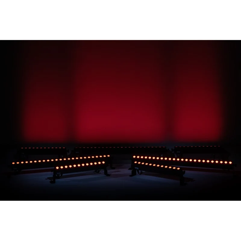 SHOWTEC Sonus Bar 8B Barra luminosa RGBW per interni - alimentata a batteria