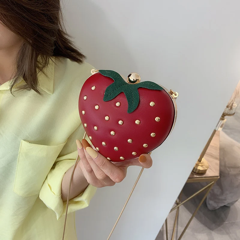 Small Strawberry Heart Shaped Chain Bag