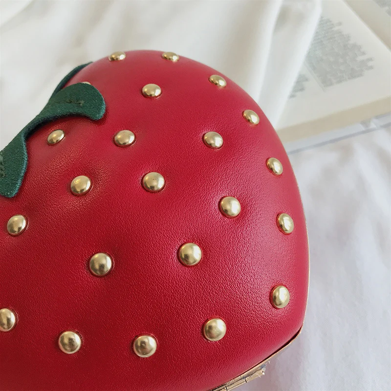 Small Strawberry Heart Shaped Chain Bag