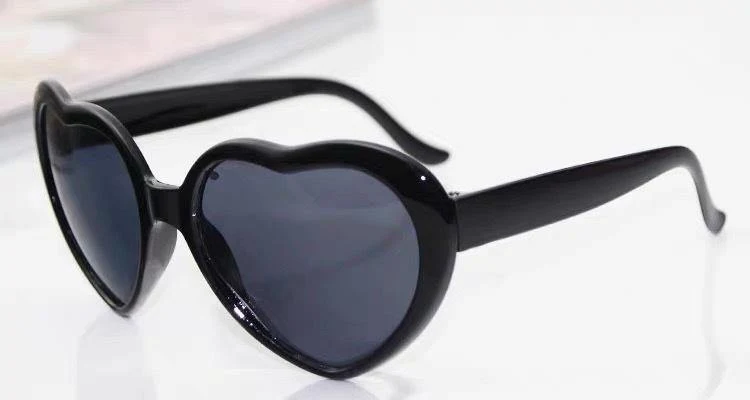 Heart-shaped Special Effects Sunglasses