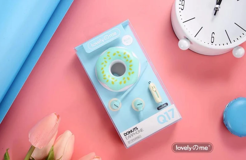 Donut Earbuds and Wind-up Case