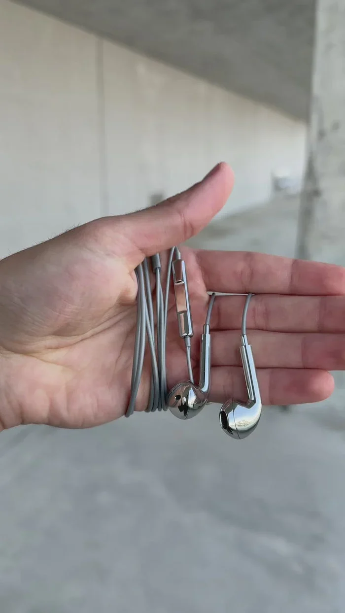 Chrome Earphones by RetroGoods™