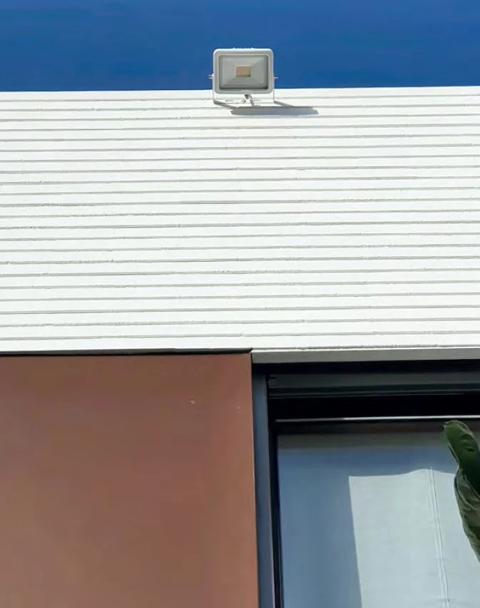 Projecteur LED en aluminium avec détecteur de présence