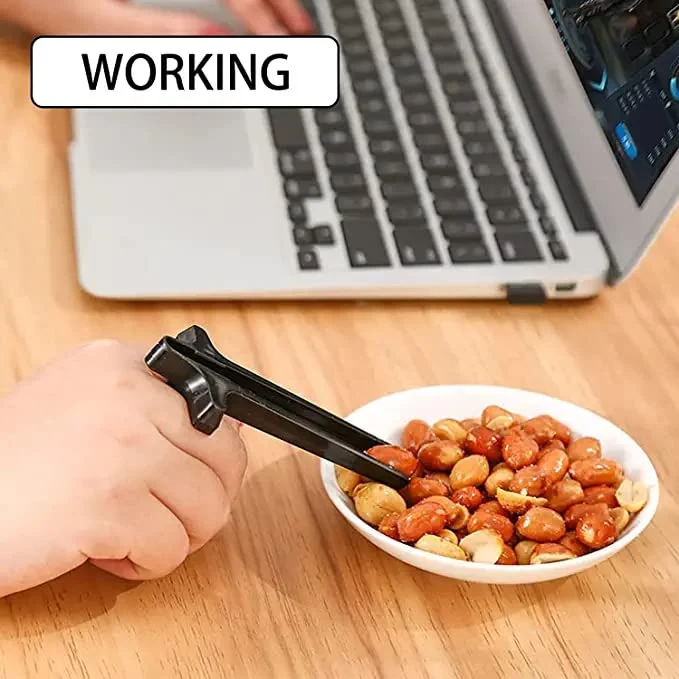 HandyHold Snacking Clips