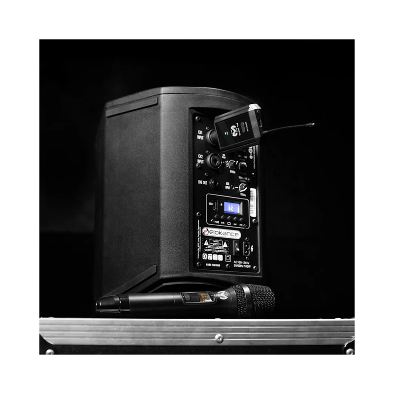 Mac Mah Professional handheld wireless transmitter / receiver, 660 - 690 MHz