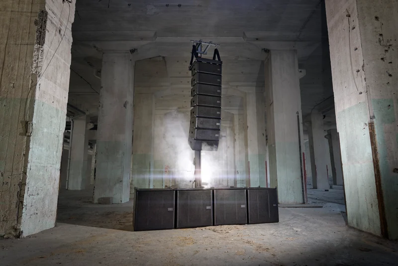 DAP Odin S-218A Ultra subwoofer line array attivo