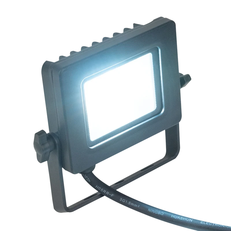 SHOWTEC Aviano Tour 10 CCT 10W 10 W Luce flood LED con temperatura colore selezionabile