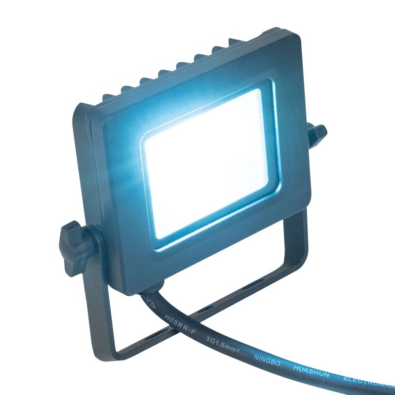 SHOWTEC Aviano Tour 10 CCT 10W 10 W Luce flood LED con temperatura colore selezionabile