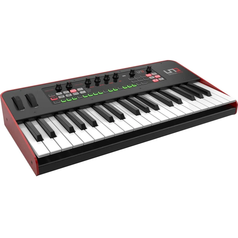 IK MULTIMEDIA UNO SYNTH PRO Sintetizzatore analogico