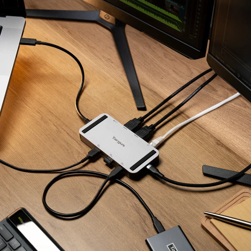 Station d'accueil mobile USB4 double vidéo avec passage EPR 140 W