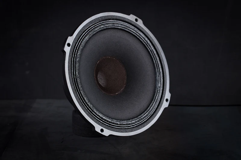 215 GMF Haut-parleur grave medium 40W / 96dB / 8 Ohms
